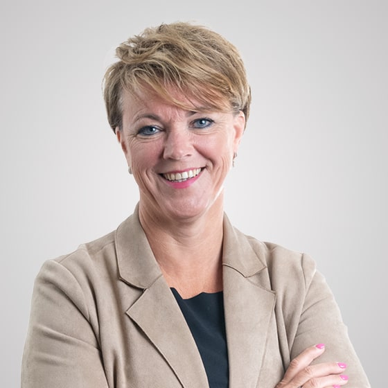 nijkamp-uitvaartverzorging-team-janine-van-braam