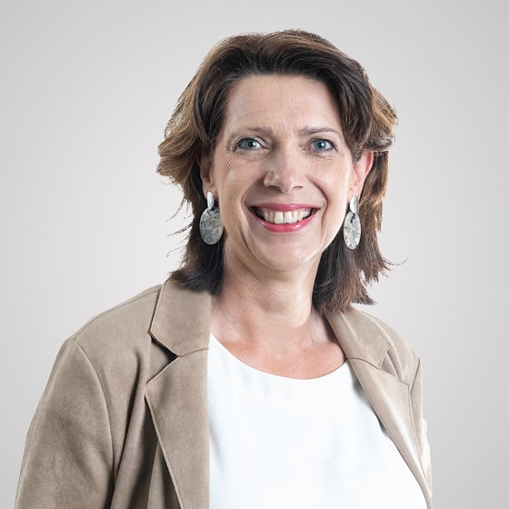 nijkamp-uitvaartverzorging-team-lian-ligtenberg